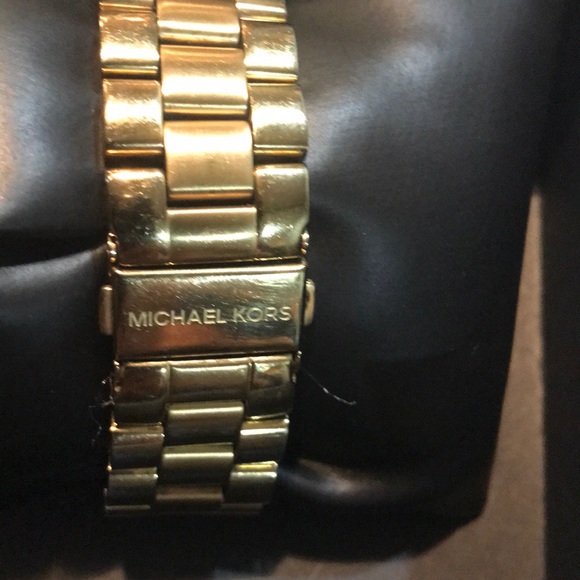 Watch - Picture 2 of 2